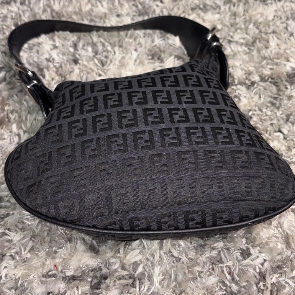 Fendi Black FF Monogram Saddle Bag - Picture 3 of 16